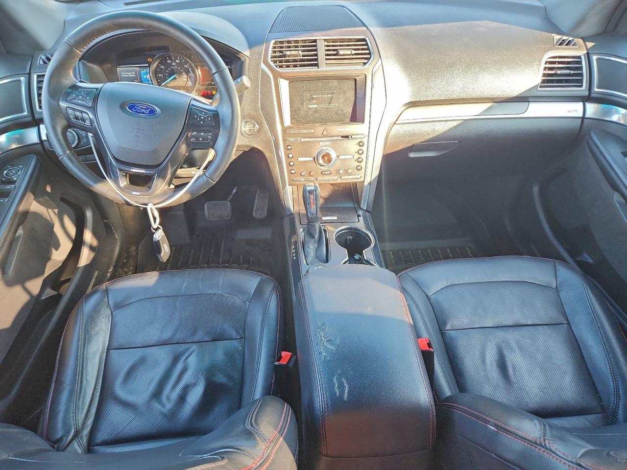 Ford Explorer Sport Image 6