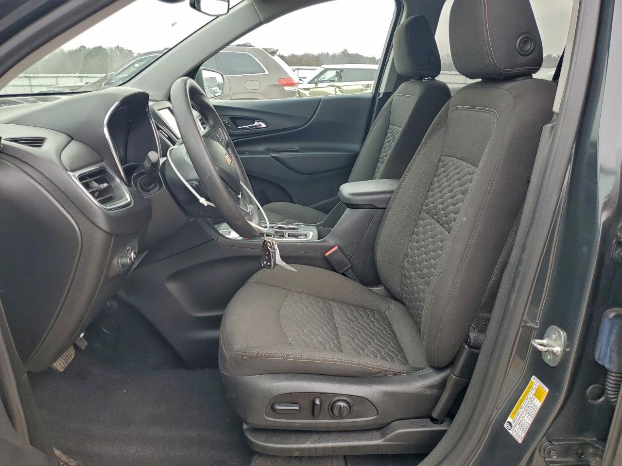 Chevrolet Equinox Lt Image 3