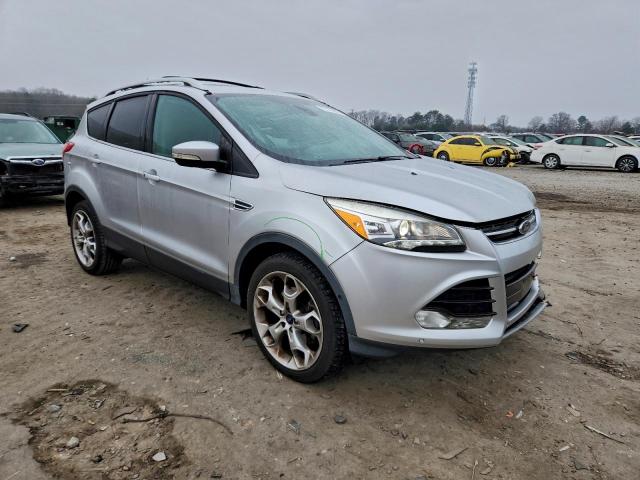 Ford Escape Titanium Image 3