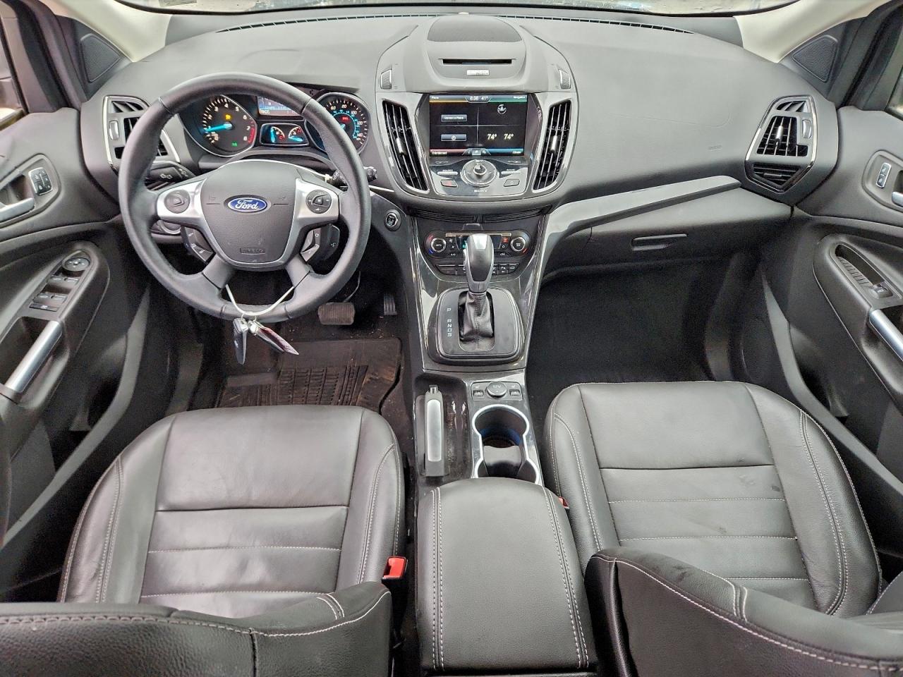 Ford Escape Titanium Image 6