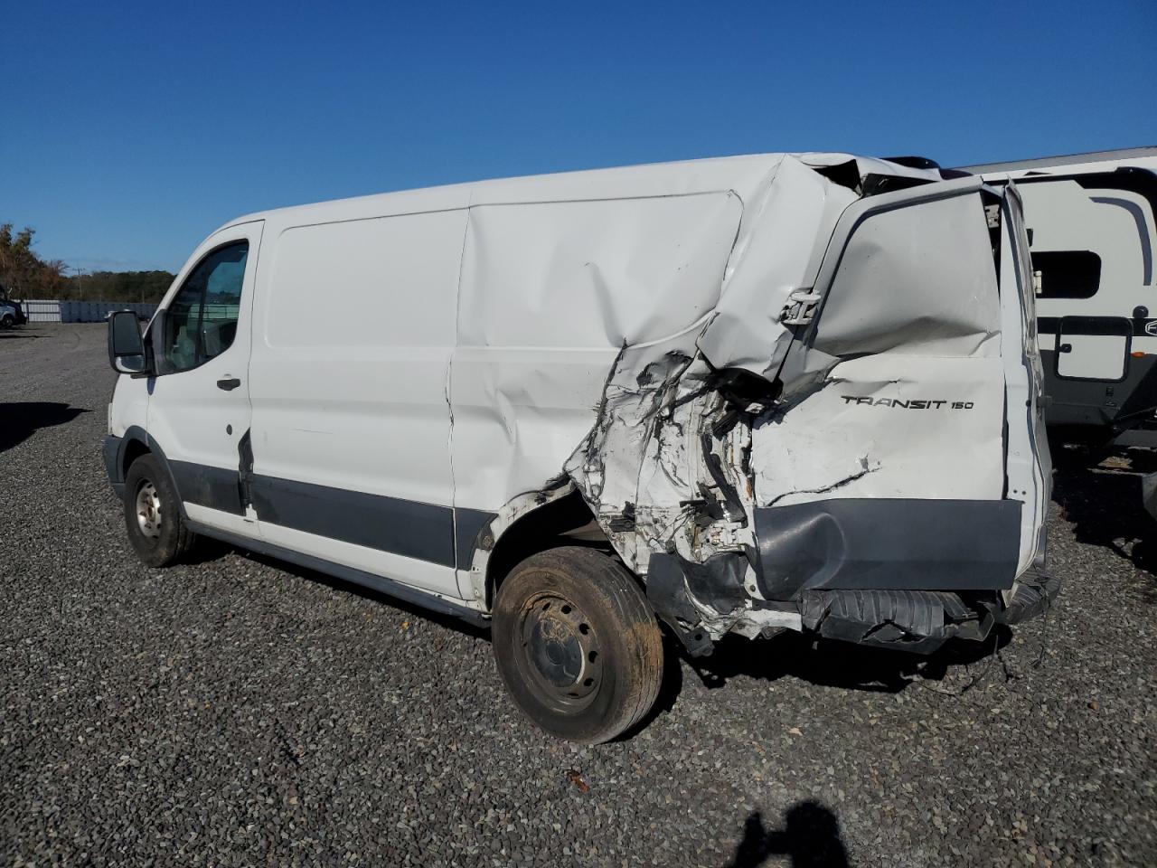 Ford Transit T-150 Image 12