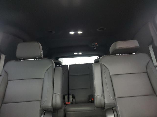 Chevrolet Suburban K1500 Lt Image 10