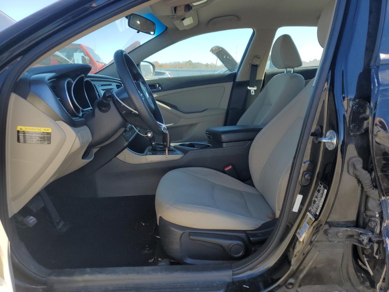 Kia Optima Lx Image 9