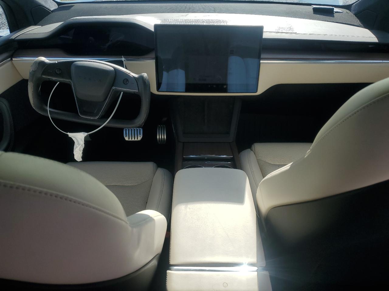 Tesla Model X Image 8