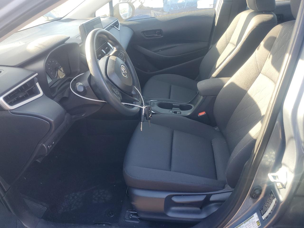 Toyota Corolla Le Image 9