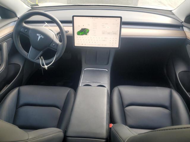 Tesla Model 3 Image 9