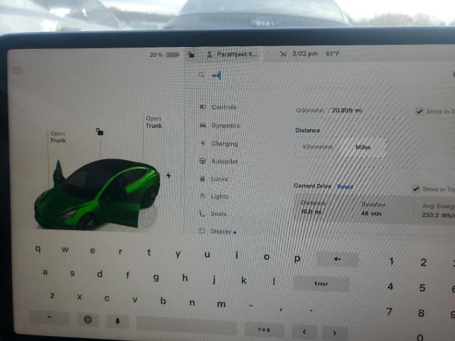 Tesla Model 3 Image 7