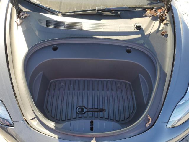 Tesla Model 3 Image 2