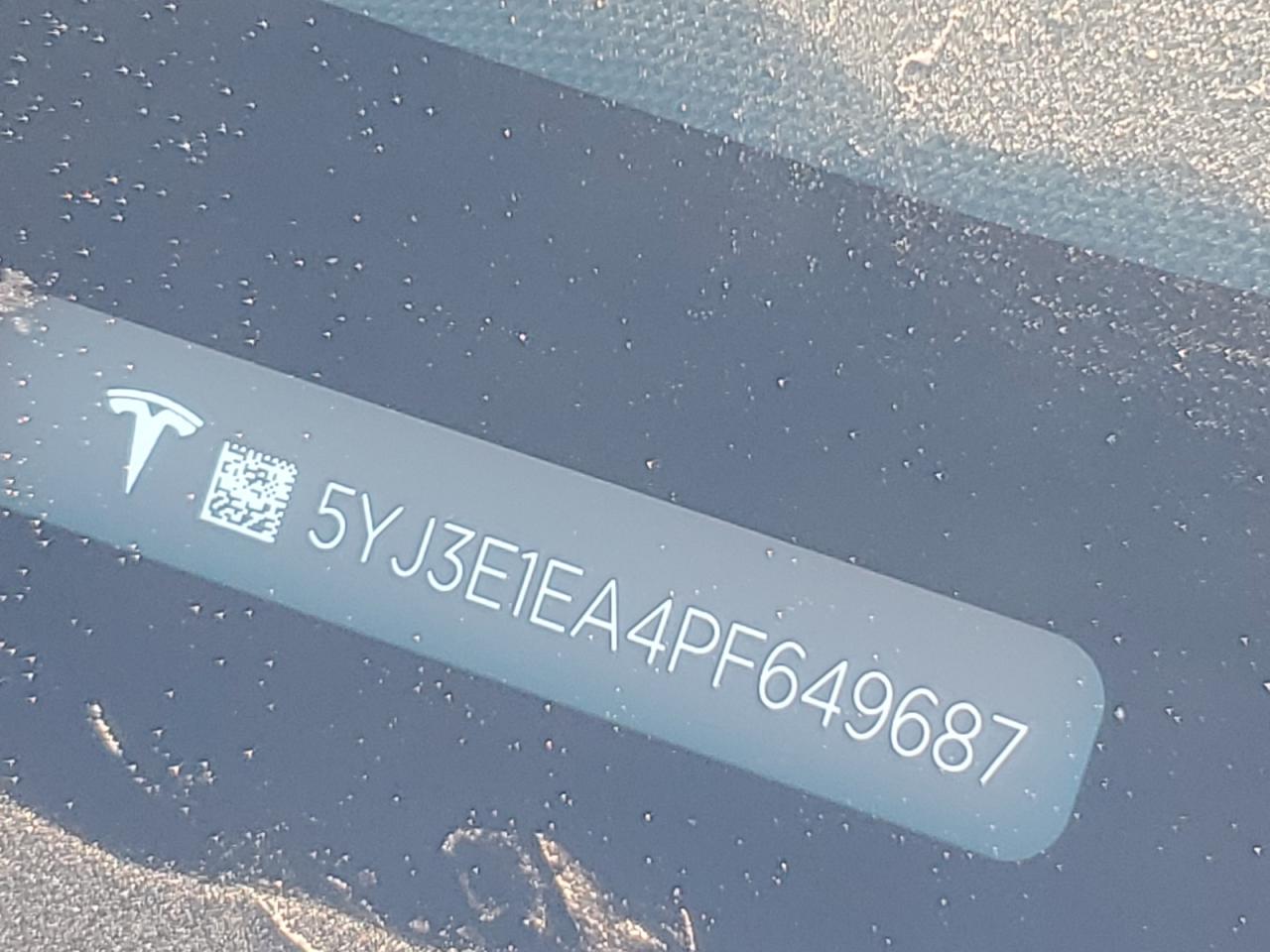 Tesla Model 3 Image 3