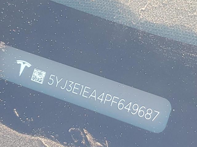 Tesla Model 3 Image 3