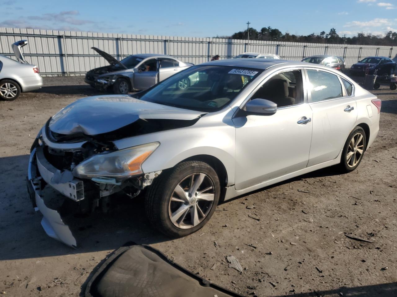 Nissan Altima 2.5 Image 1