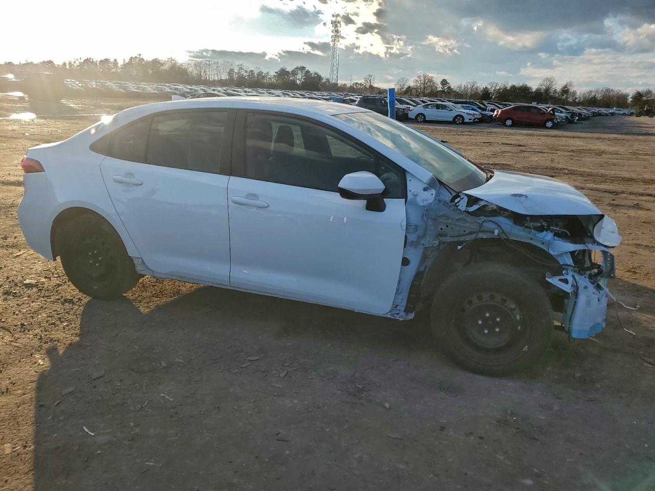 Toyota Corolla Le Image 5