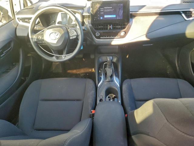 Toyota Corolla Le Image 12