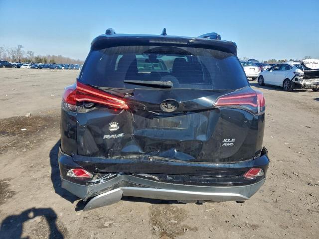 Toyota RAV4 Adventure Image 4