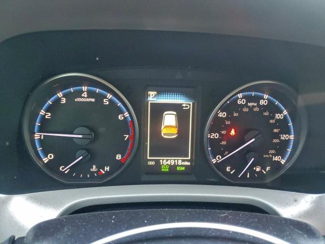 Toyota RAV4 Adventure Image 3