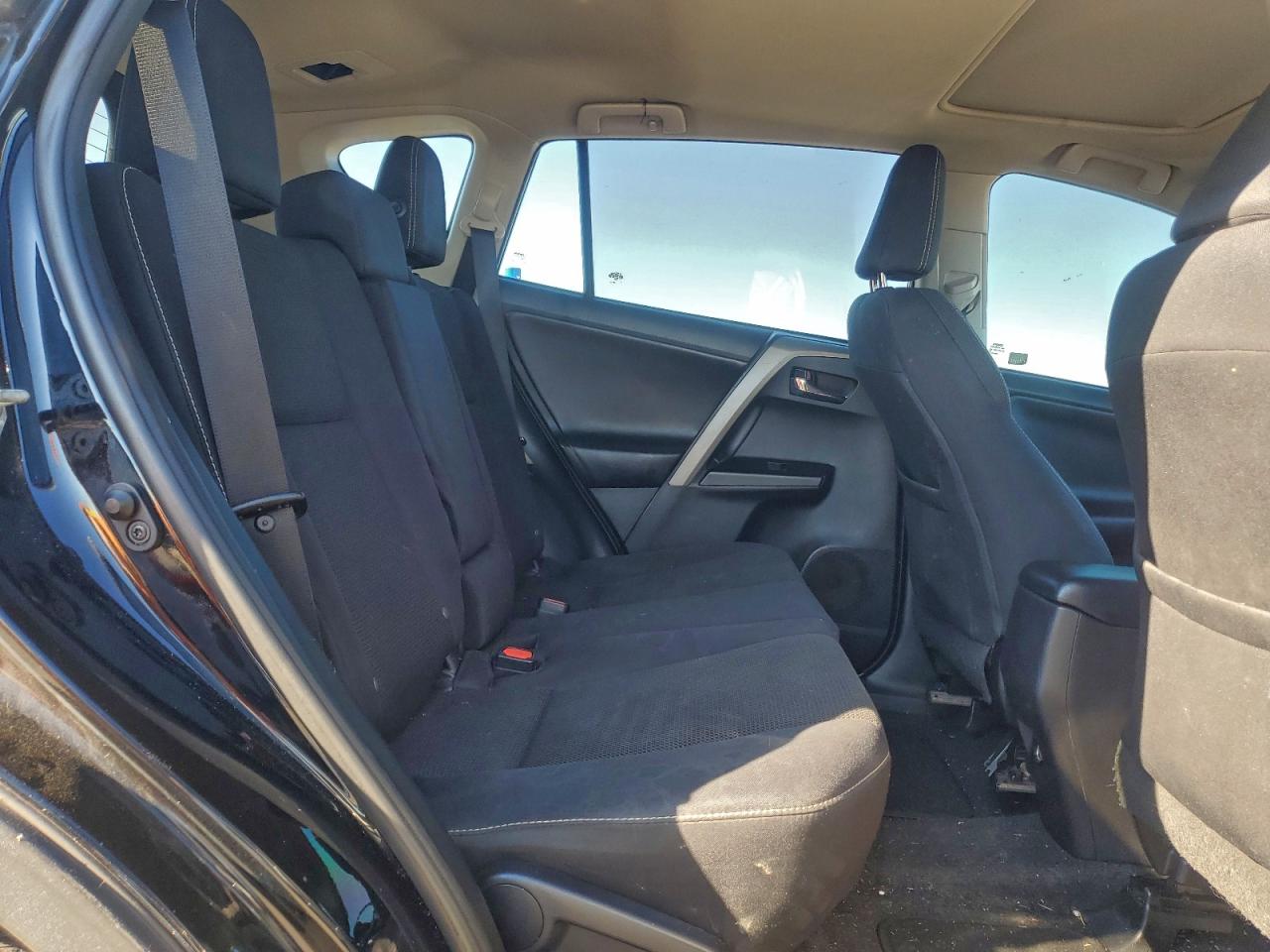 Toyota RAV4 Adventure Image 9