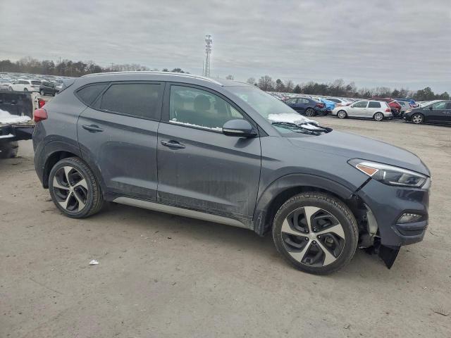 Hyundai TUCSON Sport Image 2