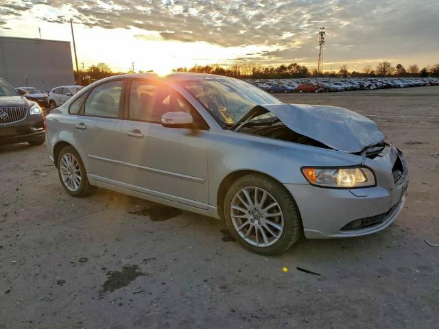 Volvo S40 2.4i Image 12