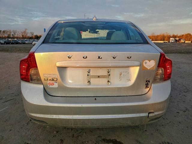 Volvo S40 2.4i Image 5