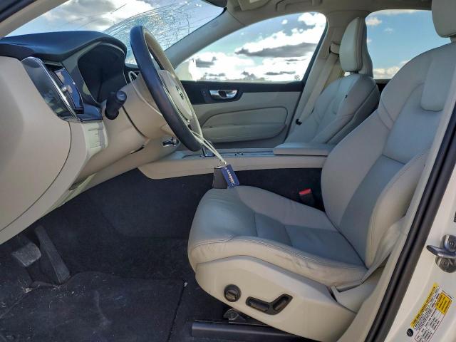 Volvo Xc60 Core Core Image 8