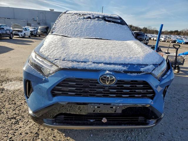 Toyota RAV4 Xse Image 9