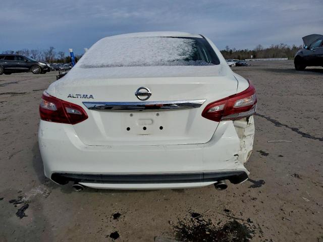 Nissan Altima 2.5 Image 2