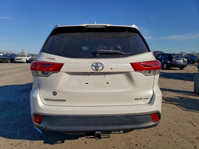 Toyota Highlander Se Image 6