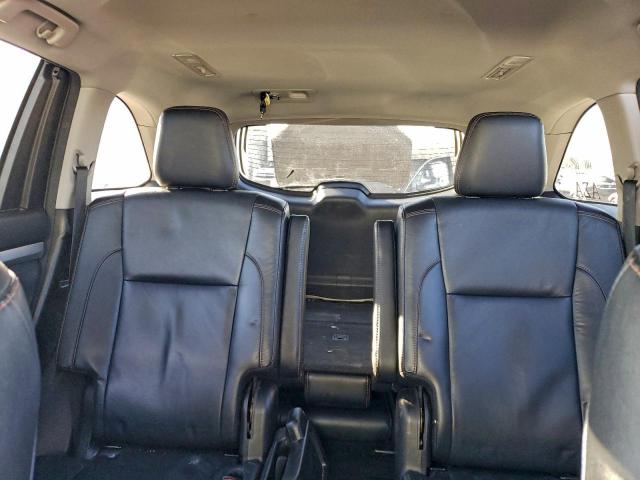 Toyota Highlander Se Image 11