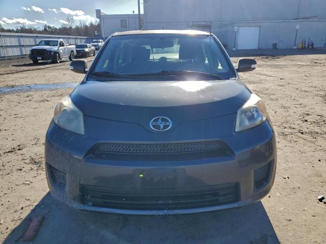 Scion xD Image 9