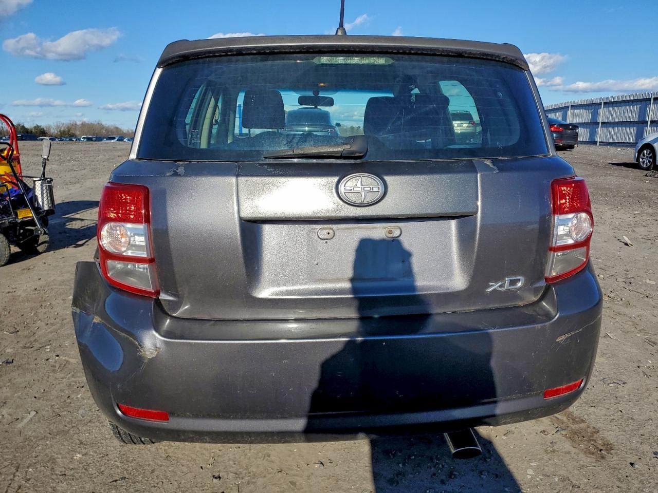 Scion xD Image 2