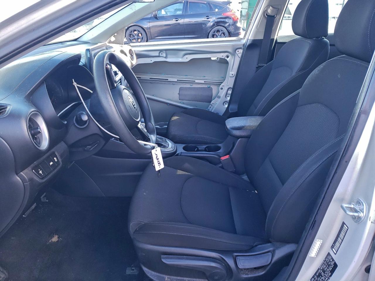 Kia Forte Fe Image 4