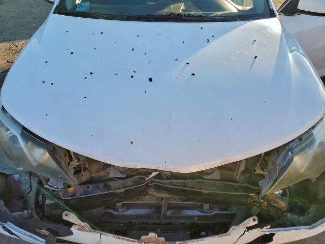 Toyota Camry L Image 11