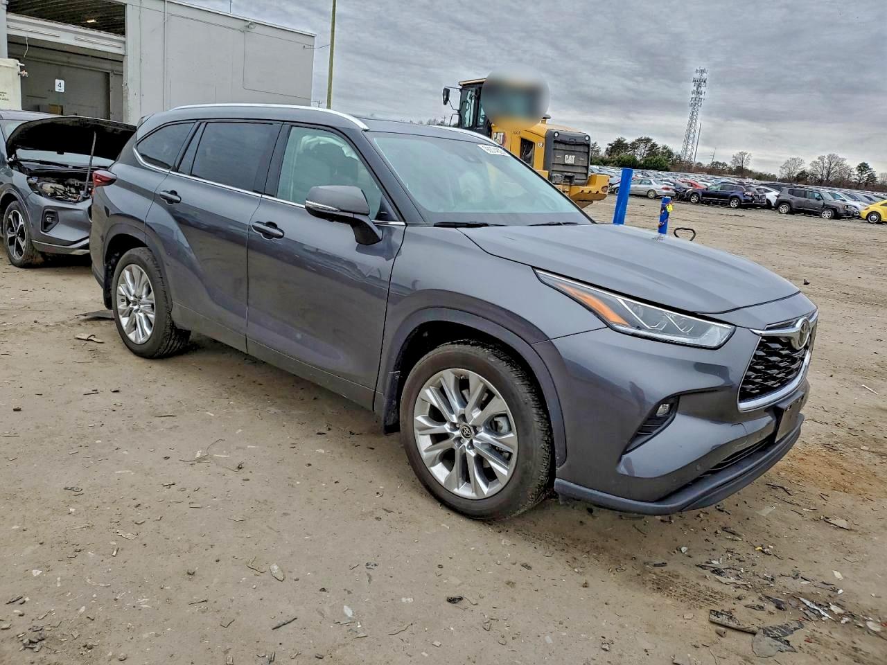 Toyota Highlander Le Image 4