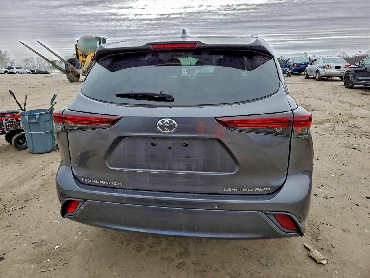 Toyota Highlander Le Image 5