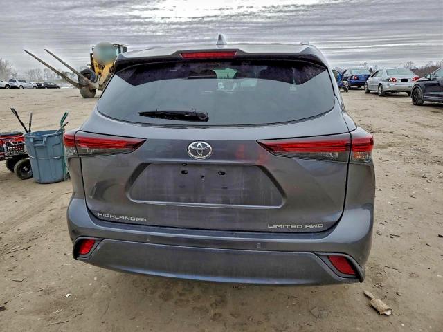 Toyota Highlander Le Image 5
