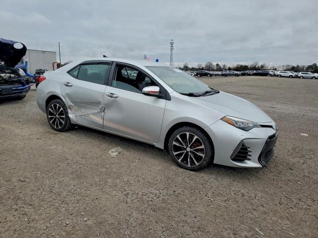 Toyota Corolla L Image 2