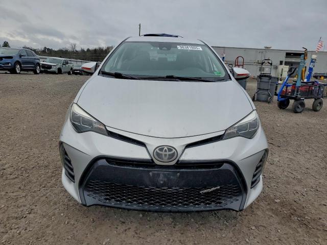 Toyota Corolla L Image 6