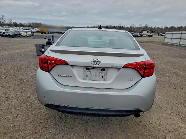 Toyota Corolla L Image 10