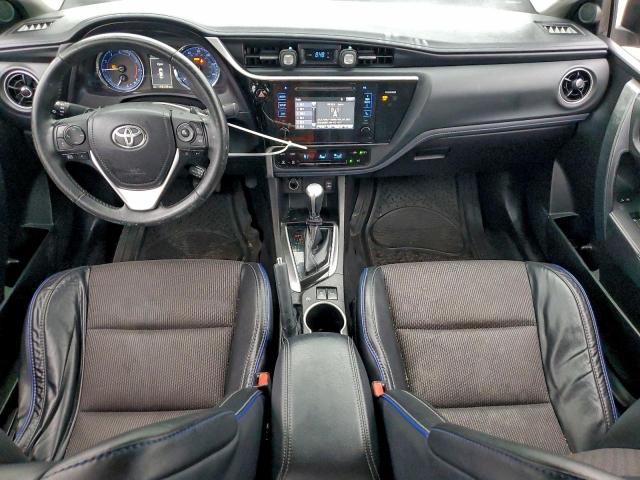 Toyota Corolla L Image 5