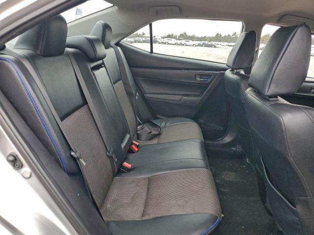 Toyota Corolla L Image 8