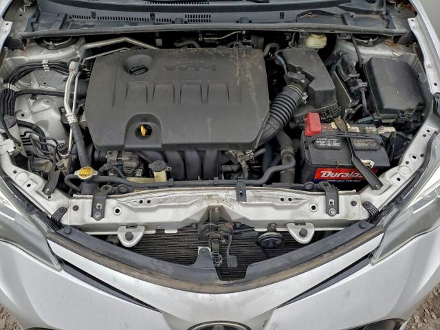 Toyota Corolla L Image 12