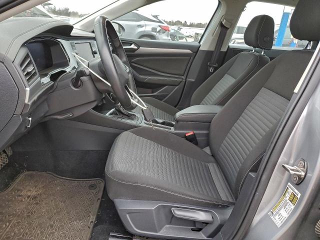 Volkswagen Jetta S Image 3