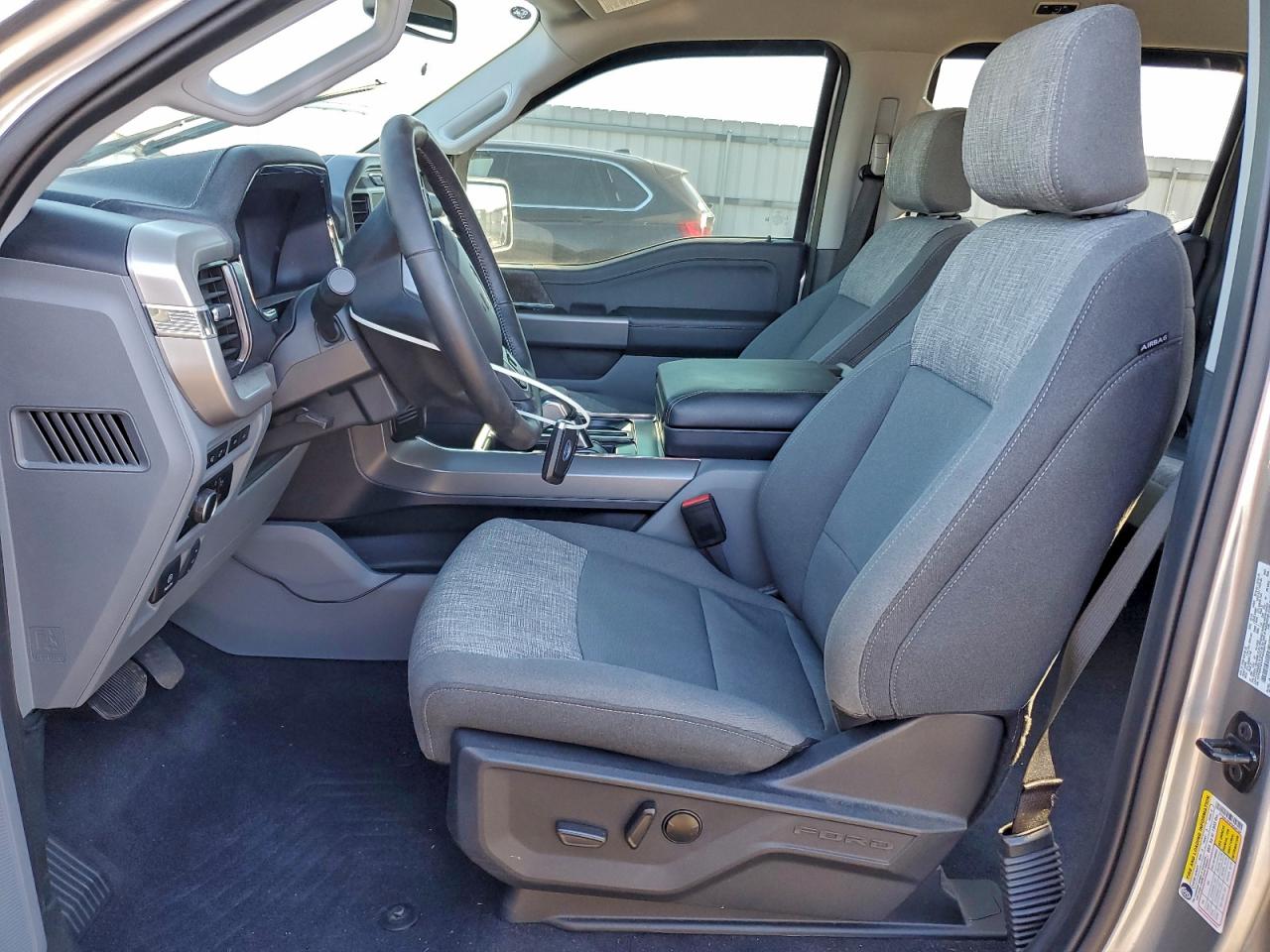 Ford F-150 Lightning Pro Image 2