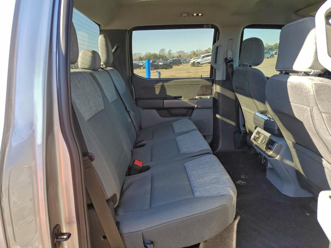 Ford F-150 Lightning Pro Image 11