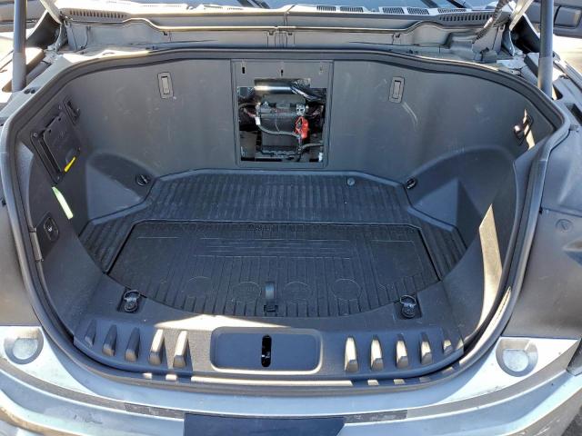 Ford F-150 Lightning Pro Image 10