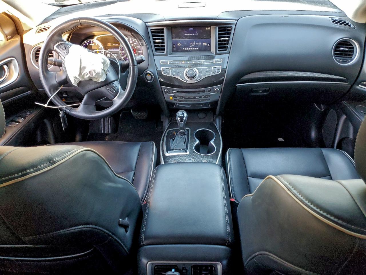 INFINITI Qx Luxe Image 12