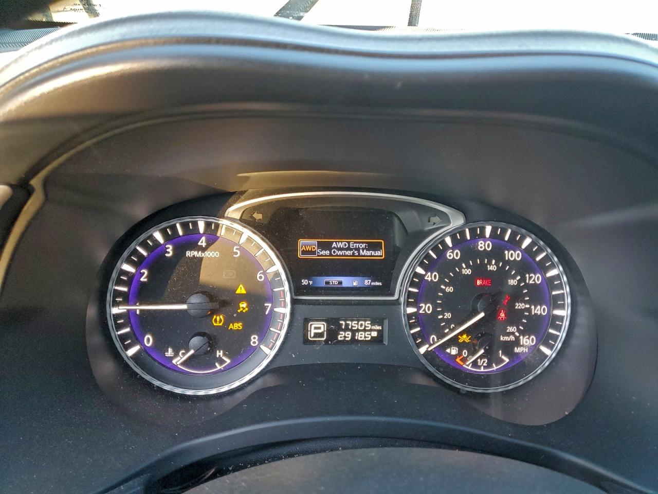 INFINITI Qx Luxe Image 3