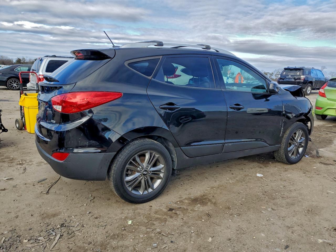 Hyundai TUCSON Gls Image 3