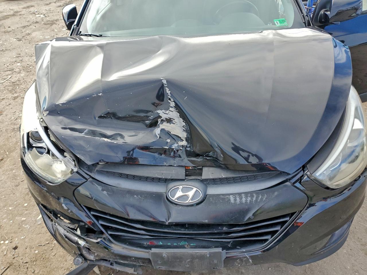 Hyundai TUCSON Gls Image 10