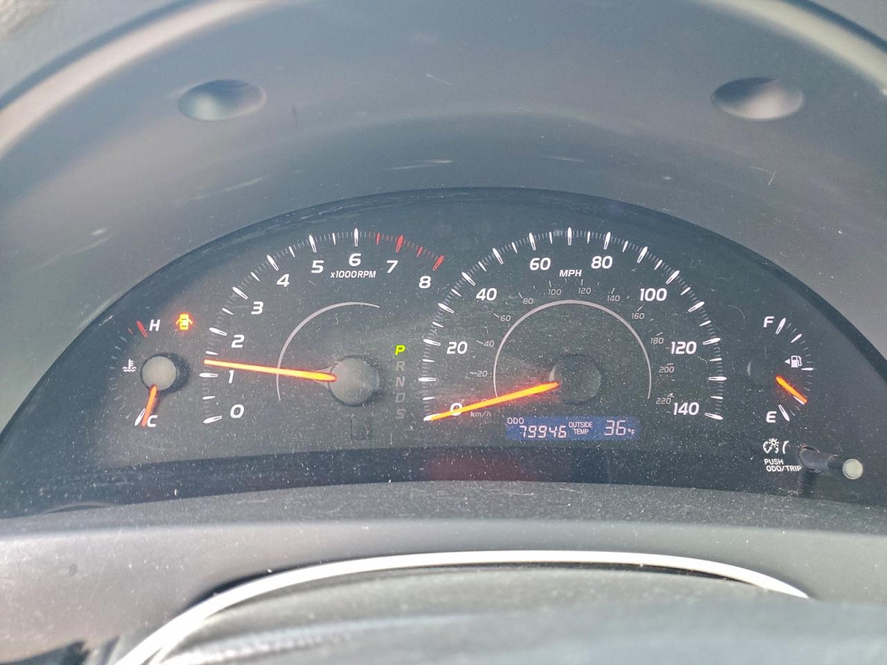 Toyota Camry Base Image 2